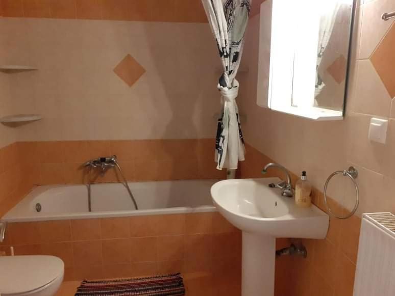 Aestas Apartment Laganas Bagian luar foto